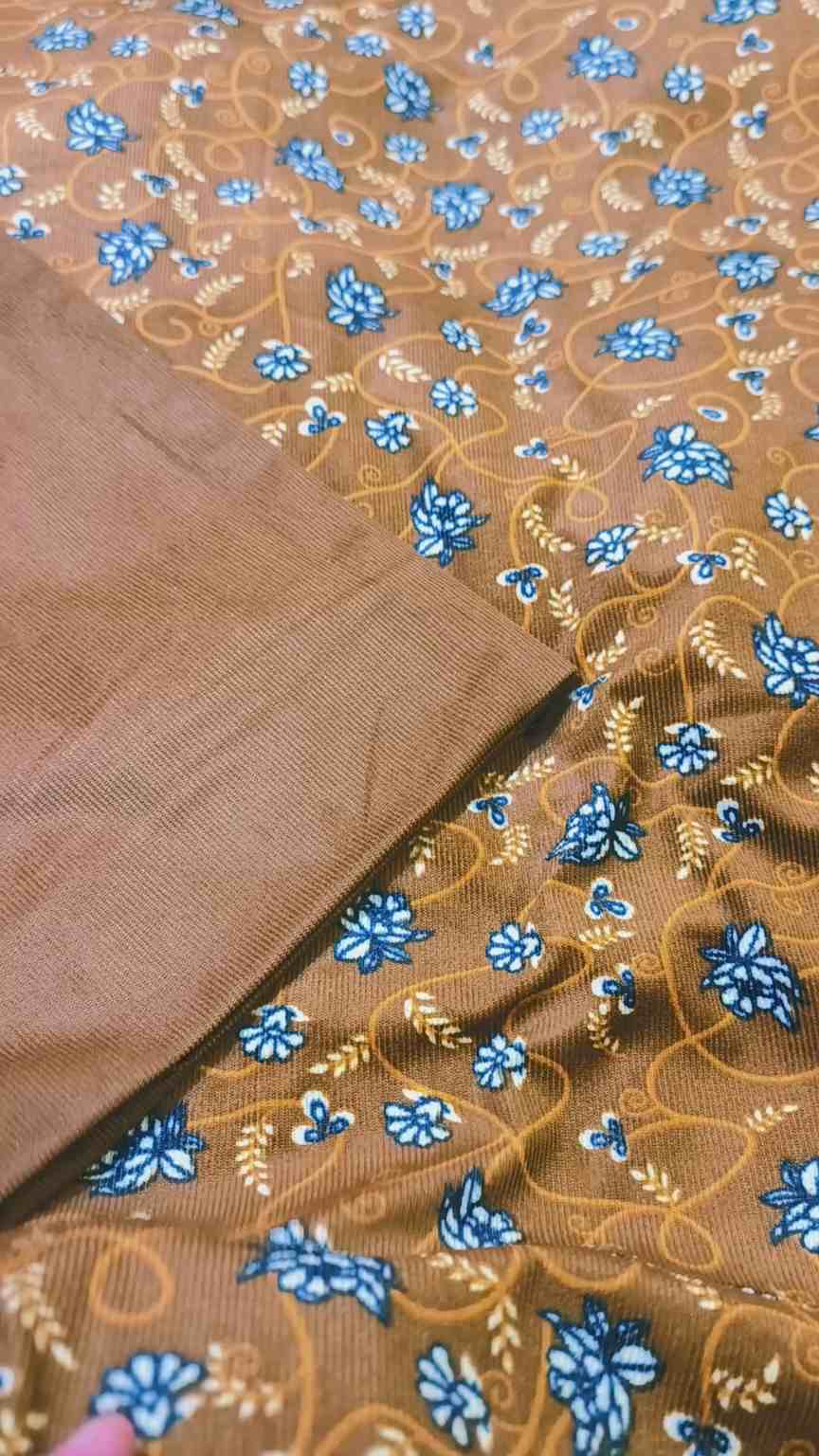 🥳 Big Sale M-719. Rs.1650 Imported High  Quality Korean Kotrai Velvet Same Stuff Shirt & Truzer 2pc